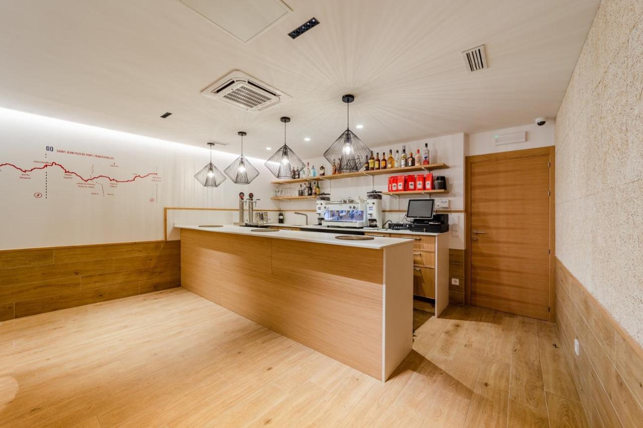 Hotel Restaurante Casa Luisa エステーリャ エクステリア 写真