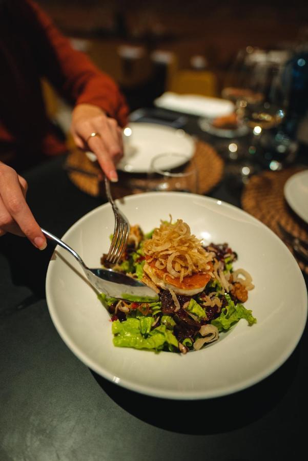 Hotel Restaurante Casa Luisa エステーリャ エクステリア 写真